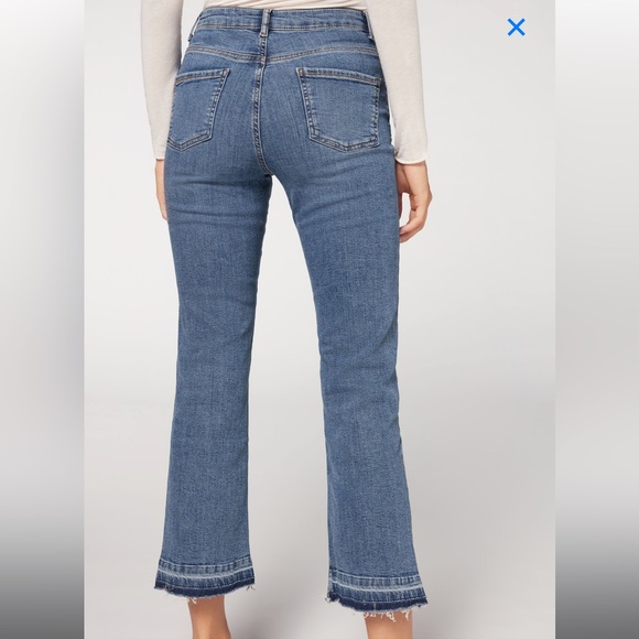 Calezdonia - Cropped Flare Jeans, light blue denim Size XS. Got them in Milan. - Picture 3 of 4